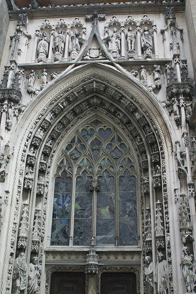 Cathédrale entrance