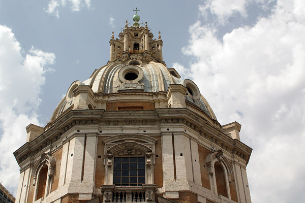 Another cathedral on Piazza Venezia